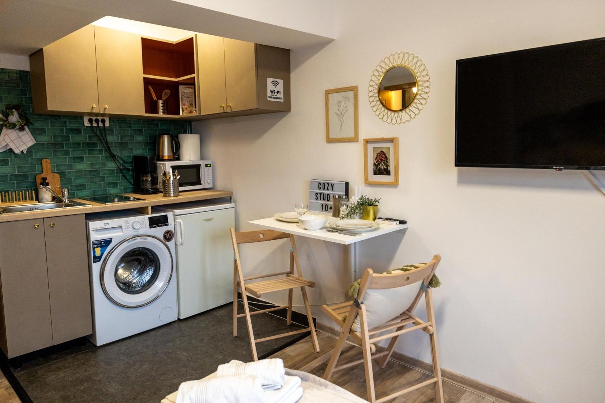 Cozy Studio Retreat - Quiet, Premium Stay Timisoara Exterior photo